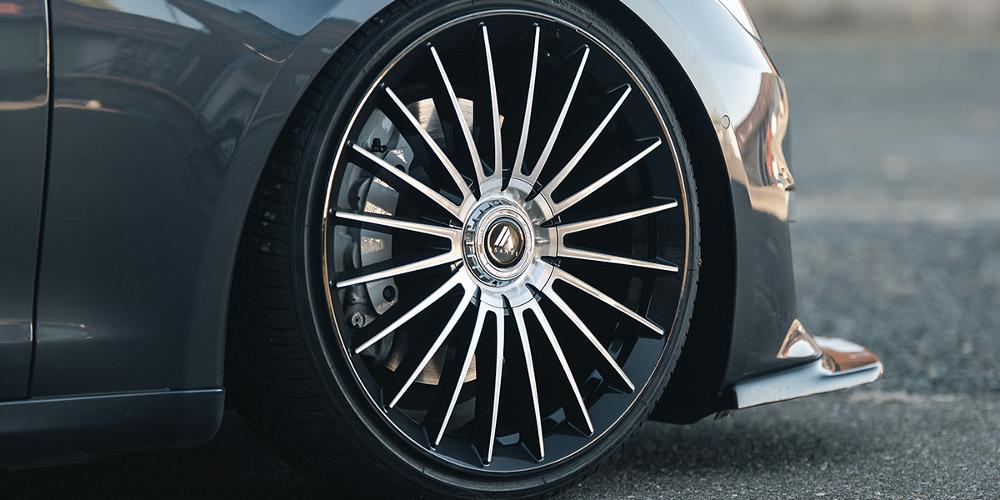 Tesla S